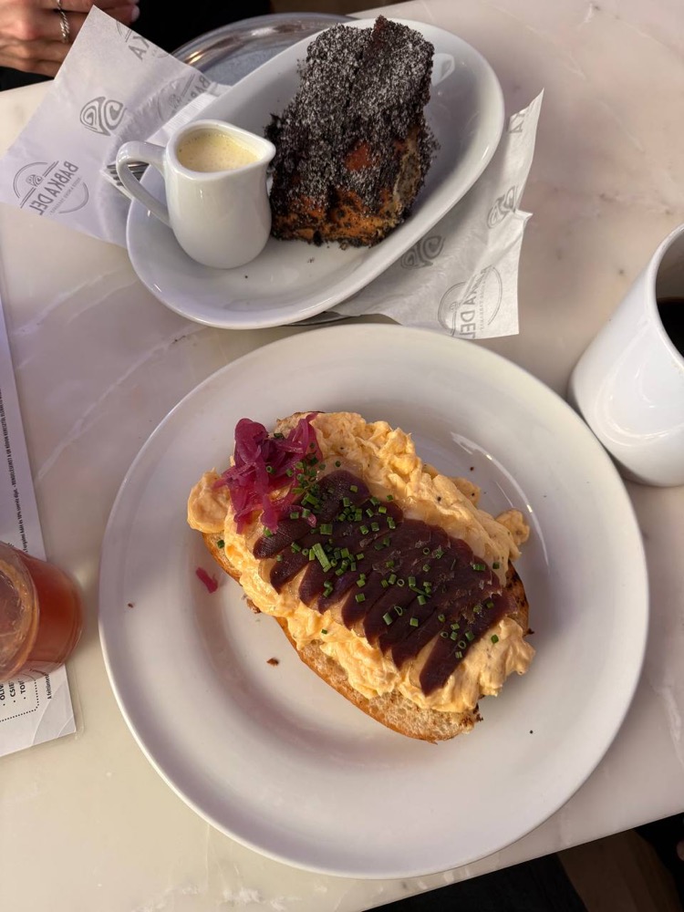 Egg toast with anchovies, flódni with poppy seed filling