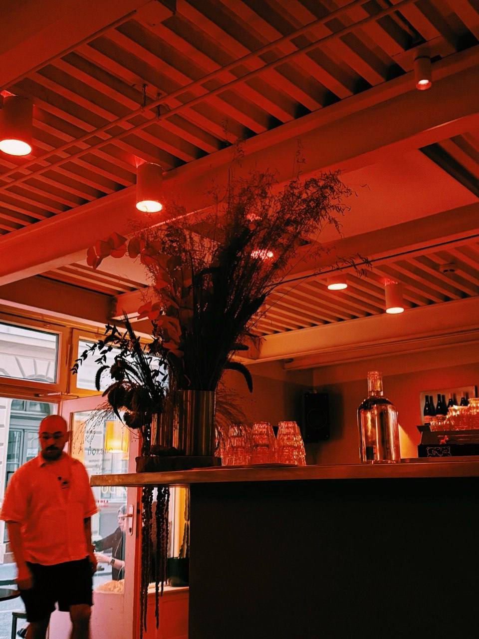 Café Dorado — interior details